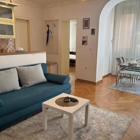 Carpe Diem In * ベオグラード